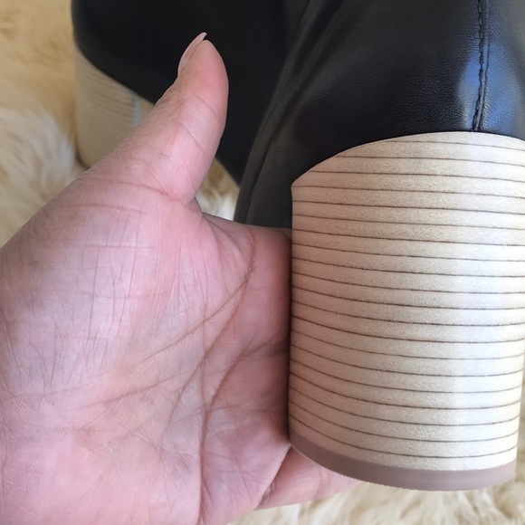 Mercedes Castillo Ankle Boots - Picture 4 of 8